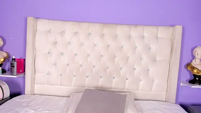 candy queens  online show from June 2026 10:43:01 AM