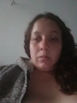 Snapshot of amaia_15 chatting on May 2026 10:49:01 PM amaia 15 online show from May 2026 10:49:01 PM