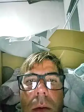 Rodrigo123hjsbdnd online show from May 2026 10:51:01 PM