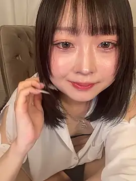 yu nya online show from May 2026 04:18:01 AM