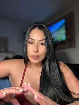 Snapshot of areviklusine1 chatting on April 2026 03:43:02 AM areviklusine1 online show from April 2026 03:43:02 AM