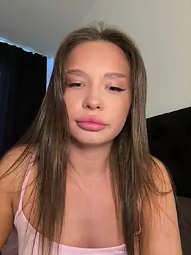 Snapshot of BeautyBella_ chatting on May 2026 02:56:02 PM BeautyBella online show from May 2026 02:56:02 PM