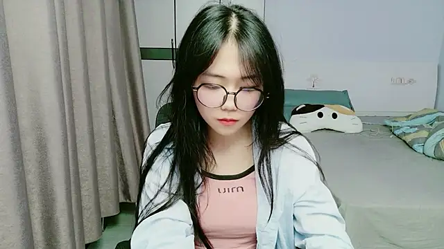 xiaoxiaoyu030 online show from May 2026 10:56:02 AM