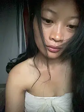 Snapshot of -Lan2k- chatting on May 2026 11:00:01 PM -Lan2k- online show from May 2026 11:00:01 PM