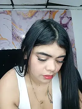 Snapshot of luxuryluna chatting on June 2026 12:44:01 AM luxuryluna online show from June 2026 12:44:01 AM