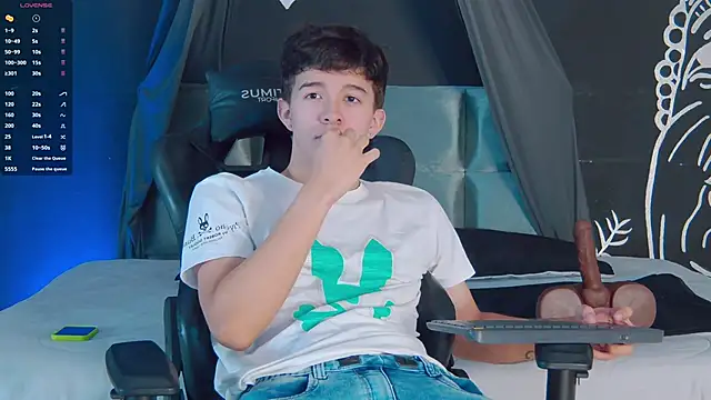 Snapshot of Tristan_Kane chatting on June 2026 12:55:02 PM Tristan Kane online show from June 2026 12:55:02 PM