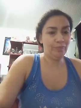 Snapshot of paulett15 chatting on June 2026 02:00:02 PM paulett15 online show from June 2026 02:00:02 PM