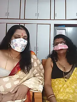 Snapshot of Kannada_telugu_lesbians chatting on June 2026 03:51:02 PM Kannada telugu lesbians online show from June 2026 03:51:02 PM