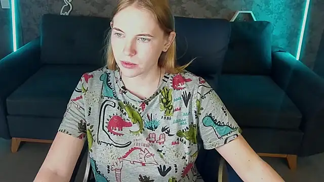 Snapshot of NikkyReyyy chatting on May 2026 06:09:02 AM NikkyReyyy online show from May 2026 06:09:02 AM