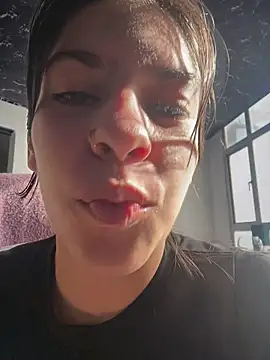 Stefany LS online show from July 2026 01:14:02 PM