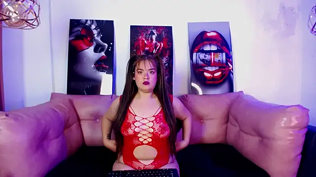 nikkinovacs online show from May 2026 02:40:02 AM