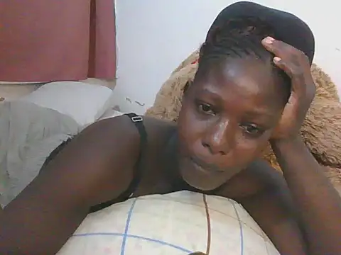 Snapshot of Melanie_bae1 chatting on May 2026 04:46:01 PM Melanie bae1 online show from May 2026 04:46:01 PM