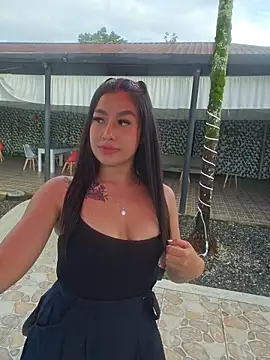 Snapshot of Luisa_Madrid chatting on May 2026 11:38:01 AM Luisa Madrid online show from May 2026 11:38:01 AM
