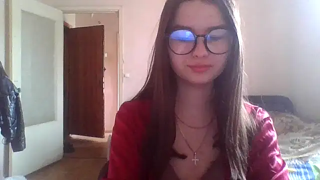 Snapshot of Bellochka201 chatting on May 2026 08:43:02 AM Bellochka201 online show from May 2026 08:43:02 AM