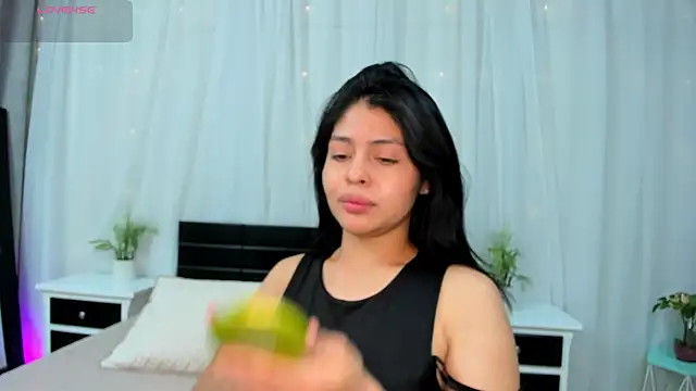 Snapshot of EvaSoto chatting on June 2026 07:24:01 PM EvaSoto online show from June 2026 07:24:01 PM
