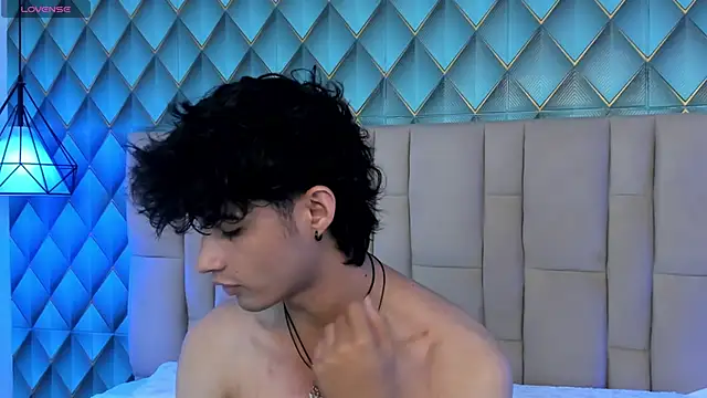 Sofia-Ethan online show from May 2026 06:16:02 PM