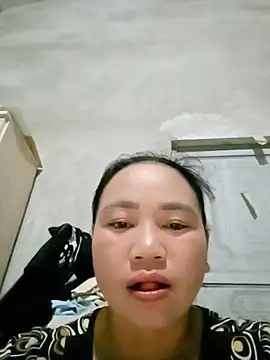 Elizabeo online show from May 2026 12:24:02 PM