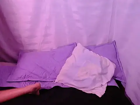 Snapshot of NyxViolet chatting on June 2026 10:22:02 PM NyxViolet online show from June 2026 10:22:02 PM