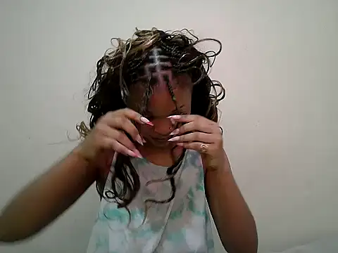Snapshot of Miss_rihanna chatting on May 2026 06:20:01 PM Miss rihanna online show from May 2026 06:20:01 PM