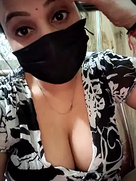 HORNI SHALU50 online show from May 2026 06:09:01 PM