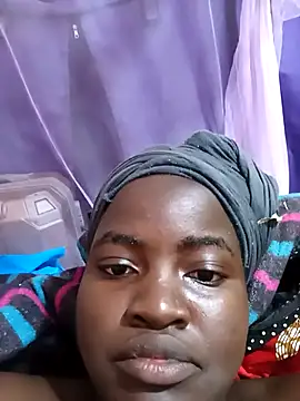 Snapshot of creamyy_pussie chatting on May 2026 03:43:01 PM creamyy pussie online show from May 2026 03:43:01 PM
