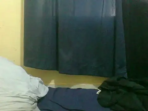 Snapshot of naughty-slender chatting on May 2026 07:26:02 AM naughty-slender online show from May 2026 07:26:02 AM