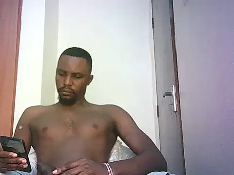 Snapshot of Uncut_EBONY chatting on June 2026 06:16:02 AM Uncut EBONY online show from June 2026 06:16:02 AM