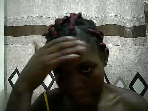 Snapshot of sweet_pie5 chatting on June 2026 04:23:01 AM sweet pie5 online show from June 2026 04:23:01 AM