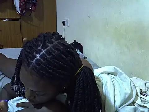 Snapshot of cute_tamara09 chatting on May 2026 07:00:01 PM cute tamara09 online show from May 2026 07:00:01 PM
