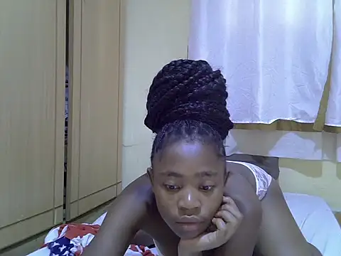 Snapshot of Pretty-Bianca chatting on June 2026 02:08:02 PM Pretty-Bianca online show from June 2026 02:08:02 PM