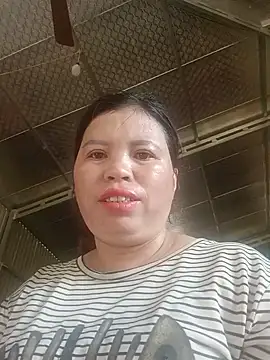 Snapshot of -Yeyi- chatting on May 2026 12:06:01 AM -Yeyi- online show from May 2026 12:06:01 AM