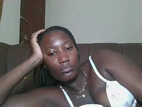 Snapshot of misspretty001 chatting on June 2026 02:28:01 PM misspretty001 online show from June 2026 02:28:01 PM