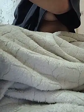 Snapshot of SeductiveSirenX chatting on May 2026 07:22:02 PM SeductiveSirenX online show from May 2026 07:22:02 PM