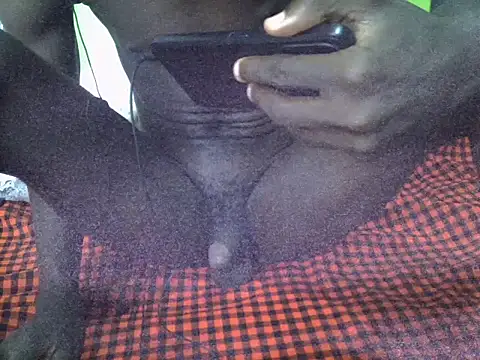 Snapshot of Black_berry_22 chatting on July 2026 12:44:01 PM Black berry 22 online show from July 2026 12:44:01 PM