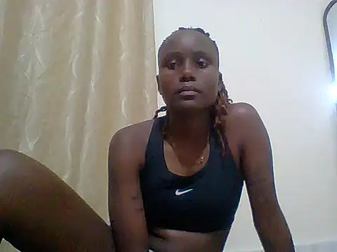 kiki8390 online show from June 2026 10:18:02 PM