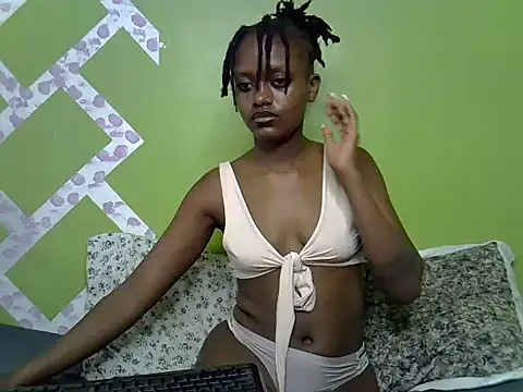Snapshot of Slim_shedy1 chatting on May 2026 10:01:02 AM Slim shedy1 online show from May 2026 10:01:02 AM