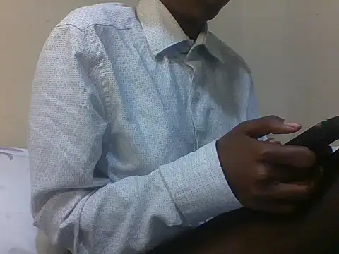 Beaull2 online show from July 2026 10:34:01 PM