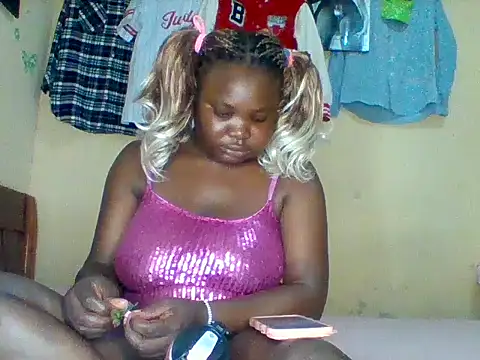 Snapshot of nustydayanah chatting on May 2026 06:25:01 PM nustydayanah online show from May 2026 06:25:01 PM