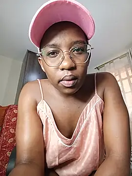 Snapshot of Miss-Temptasion chatting on June 2026 08:51:01 AM Miss-Temptasion online show from June 2026 08:51:01 AM