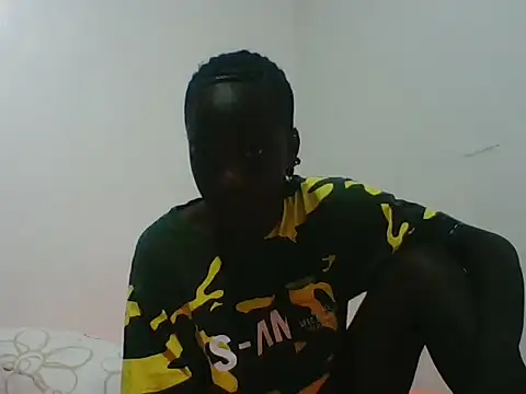 Snapshot of Darkpretty23 chatting on May 2026 04:52:02 AM Darkpretty23 online show from May 2026 04:52:02 AM