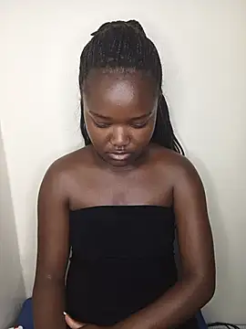 Snapshot of little_creamy chatting on July 2026 04:28:01 AM little creamy online show from July 2026 04:28:01 AM