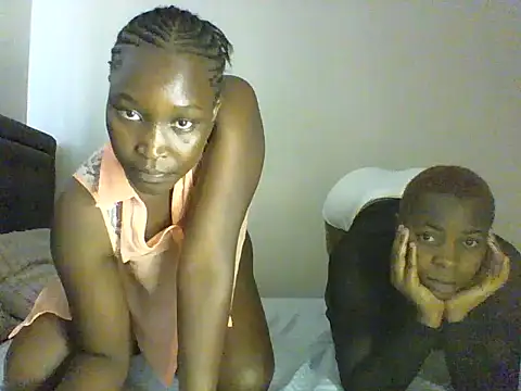 Snapshot of Ebony_sweet_slut chatting on May 2026 05:35:01 AM Ebony sweet slut online show from May 2026 05:35:01 AM