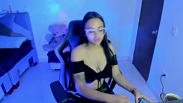 Snapshot of Spicydollx_1 chatting on July 2026 06:28:01 AM Spicydollx 1 online show from July 2026 06:28:01 AM