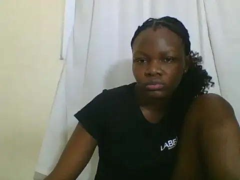 Snapshot of Sweetgal2025 chatting on July 2026 05:37:02 PM Sweetgal2025 online show from July 2026 05:37:02 PM