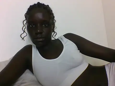 Snapshot of LatishLava chatting on May 2026 02:02:02 PM LatishLava online show from May 2026 02:02:02 PM