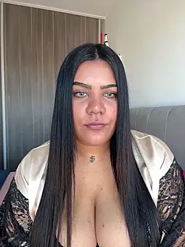 Snapshot of CharlotteFoxx3 chatting on May 2026 06:15:02 PM CharlotteFoxx3 online show from May 2026 06:15:02 PM