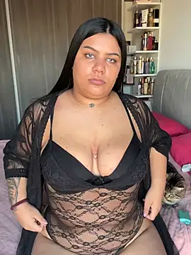 Snapshot of CharlotteFoxx3 chatting on May 2026 08:05:01 PM CharlotteFoxx3 online show from May 2026 08:05:01 PM