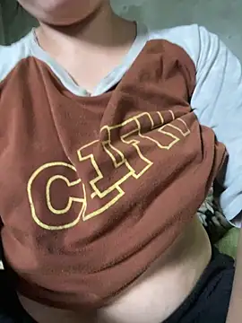 Jolie 69xx online show from May 2026 11:34:04 PM