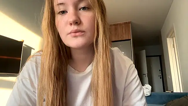 Lisi Kiss  online show from May 2026 05:09:01 PM