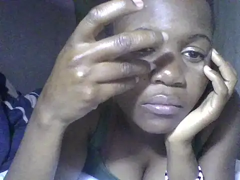 Snapshot of prettybelly chatting on May 2026 05:21:02 PM prettybelly online show from May 2026 05:21:02 PM